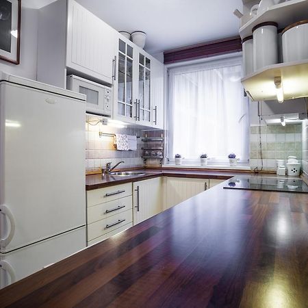 Lovely Corvin Apartment Budapest Bagian luar foto