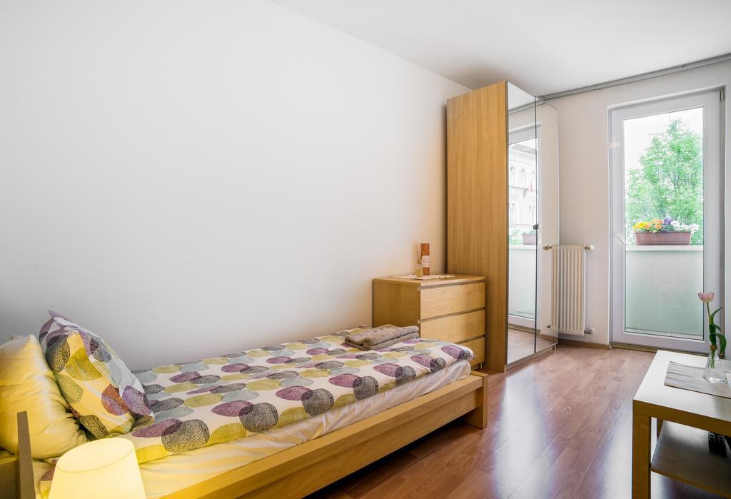 Lovely Corvin Apartment Budapest Bagian luar foto